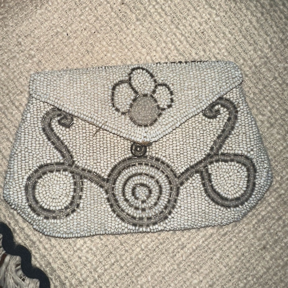 Art Deco Beaded White and Silver Evening Clutch